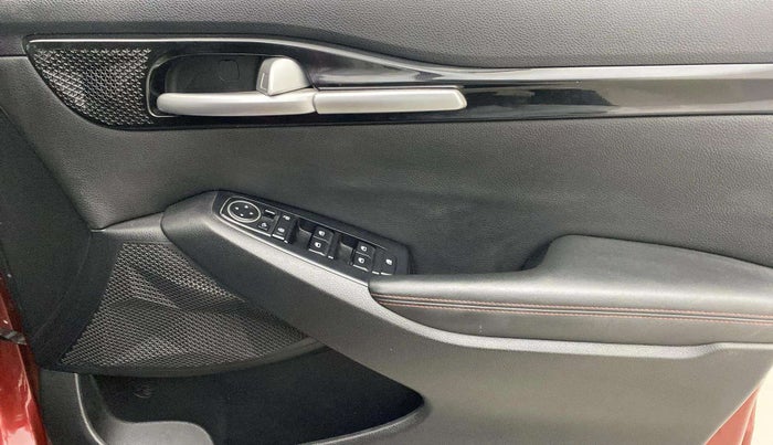 2019 KIA SELTOS GTK 1.4 PETROL, Petrol, Manual, 26,250 km, Driver Side Door Panels Control