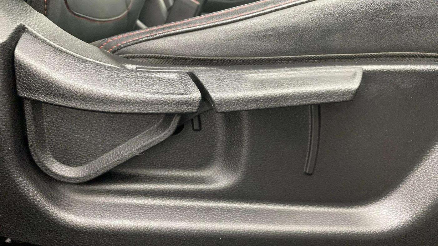2019 KIA SELTOS GTK 1.4 PETROL, Petrol, Manual, 26,250 km, Driver Side Adjustment Panel
