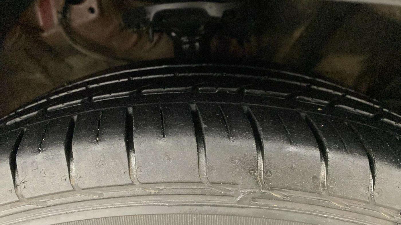 2019 KIA SELTOS GTK 1.4 PETROL, Petrol, Manual, 26,250 km, Right Front Tyre Tread