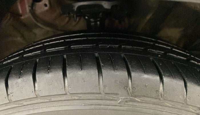 2019 KIA SELTOS GTK 1.4 PETROL, Petrol, Manual, 26,250 km, Right Front Tyre Tread
