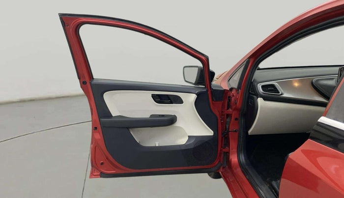 2021 Tata ALTROZ XT PETROL, Petrol, Manual, 21,415 km, LHS Front Door