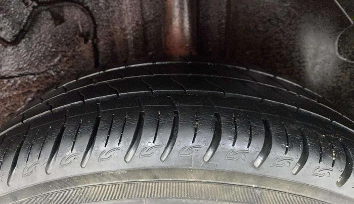 2021 Tata ALTROZ XT PETROL, Petrol, Manual, 21,415 km, Left Rear Tyre Tread