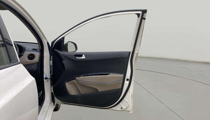 2017 Hyundai Grand i10 SPORTZ (O) 1.2 KAPPA VTVT, Petrol, Manual, 91,435 km, RHS Front Door