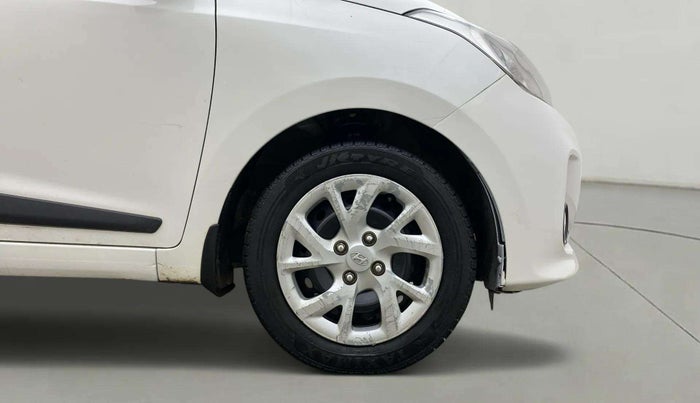 2017 Hyundai Grand i10 SPORTZ (O) 1.2 KAPPA VTVT, Petrol, Manual, 91,435 km, Right Front Wheel