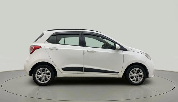 2017 Hyundai Grand i10 SPORTZ (O) 1.2 KAPPA VTVT, Petrol, Manual, 91,435 km, Right Side View