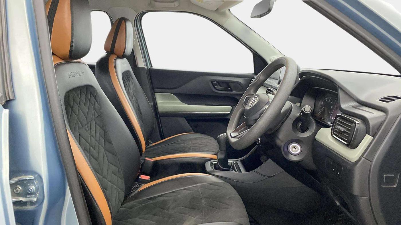 2021 Tata PUNCH ADVENTURE MT, Petrol, Manual, 41,434 km, Right Side Front Door Cabin