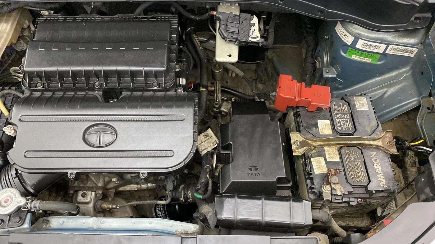 2021 Tata PUNCH ADVENTURE MT, Petrol, Manual, 41,434 km, Engine View - Left