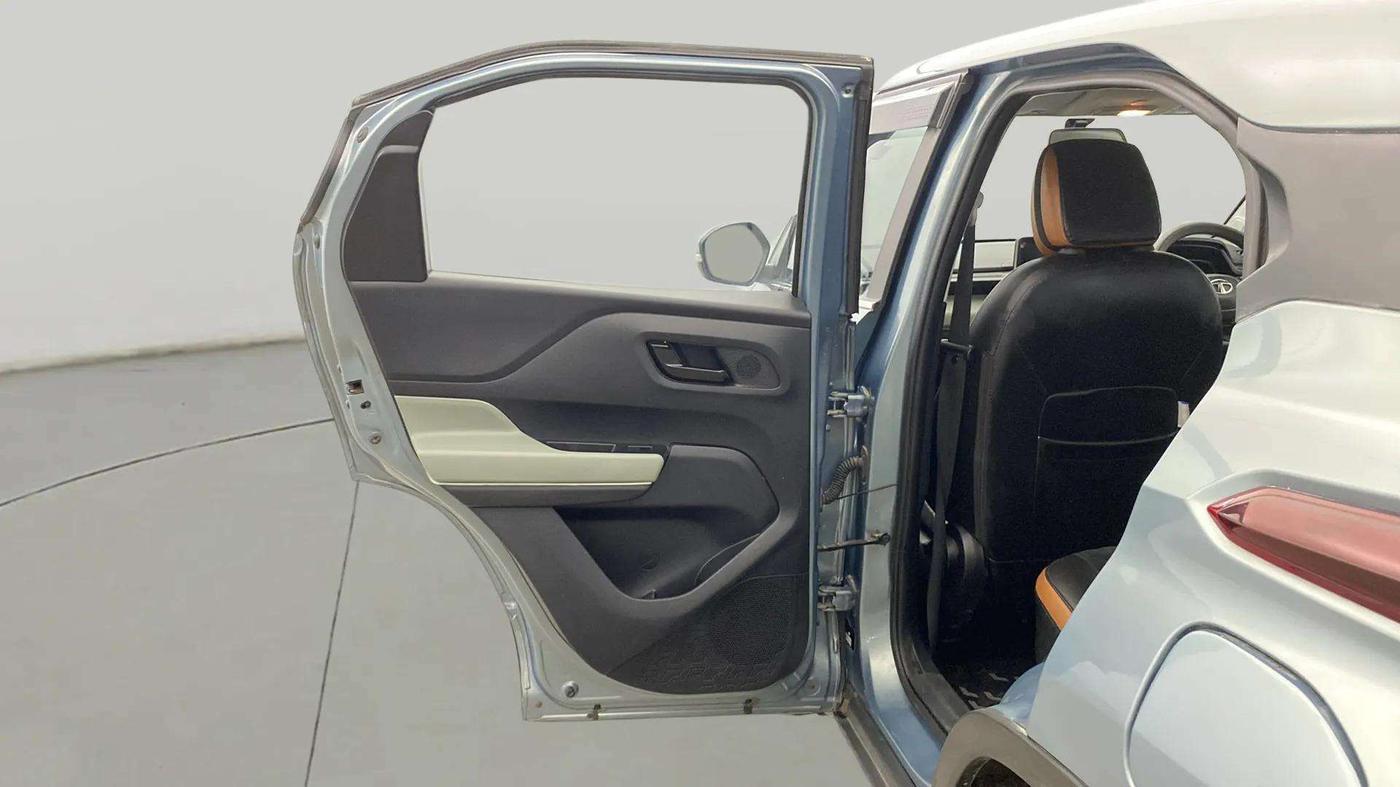 2021 Tata PUNCH ADVENTURE MT, Petrol, Manual, 41,434 km, LHS Rear Door