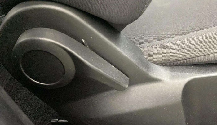 2023 Tata PUNCH PURE MT, Petrol, Manual, 15,479 km, Driver Side Adjustment Panel