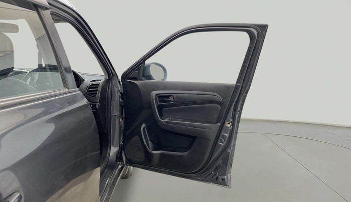 2022 Maruti Vitara Brezza VXI, Petrol, Manual, 67,564 km, RHS Front Door