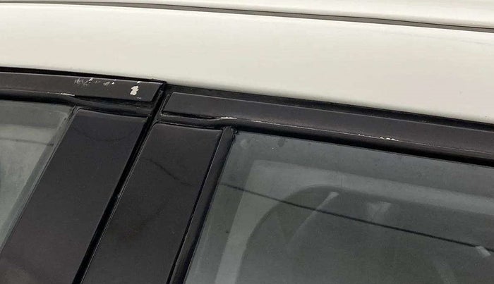 2021 Tata Harrier XZA PLUS 2.0L, Diesel, Automatic, 70,798 km, Left B pillar - Slight discoloration