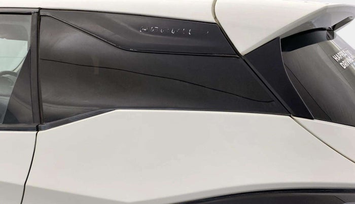 2021 Tata Harrier XZA PLUS 2.0L, Diesel, Automatic, 70,798 km, Left C pillar - Trim cover missing