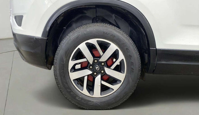 2021 Tata Harrier XZA PLUS 2.0L, Diesel, Automatic, 70,798 km, Right Rear Wheel