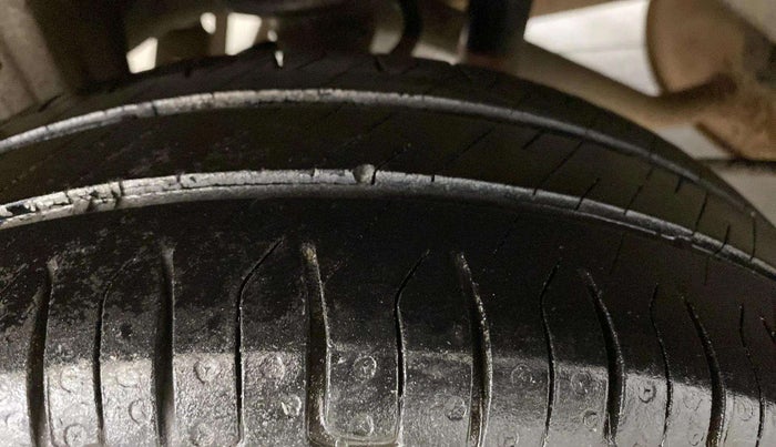 2017 Maruti Alto K10 VXI, Petrol, Manual, 97,123 km, Right Rear Tyre Tread