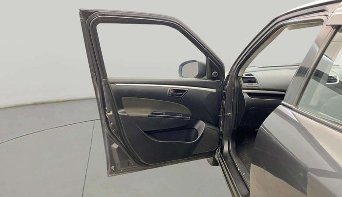 2016 Maruti Swift LXI (O), Petrol, Manual, 74,983 km, LHS Front Door