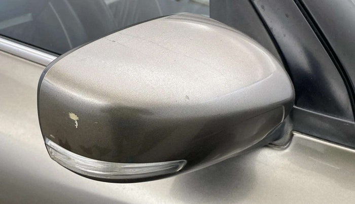2018 Maruti Swift ZXI AMT, Petrol, Automatic, 64,710 km, Right rear-view mirror - Minor scratches
