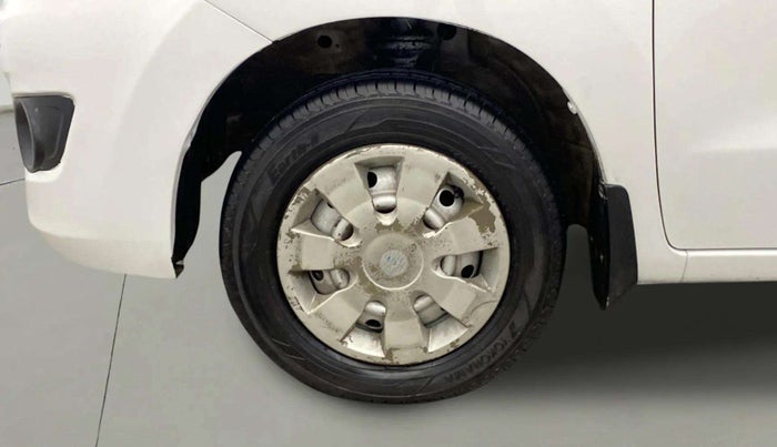 2014 Maruti Wagon R 1.0 LXI, Petrol, Manual, 64,541 km, Left Front Wheel