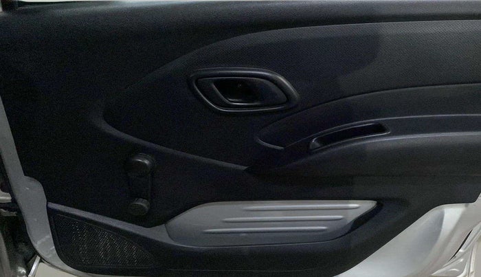 2018 Datsun Redi Go A, Petrol, Manual, 39,681 km, Driver Side Door Panels Control