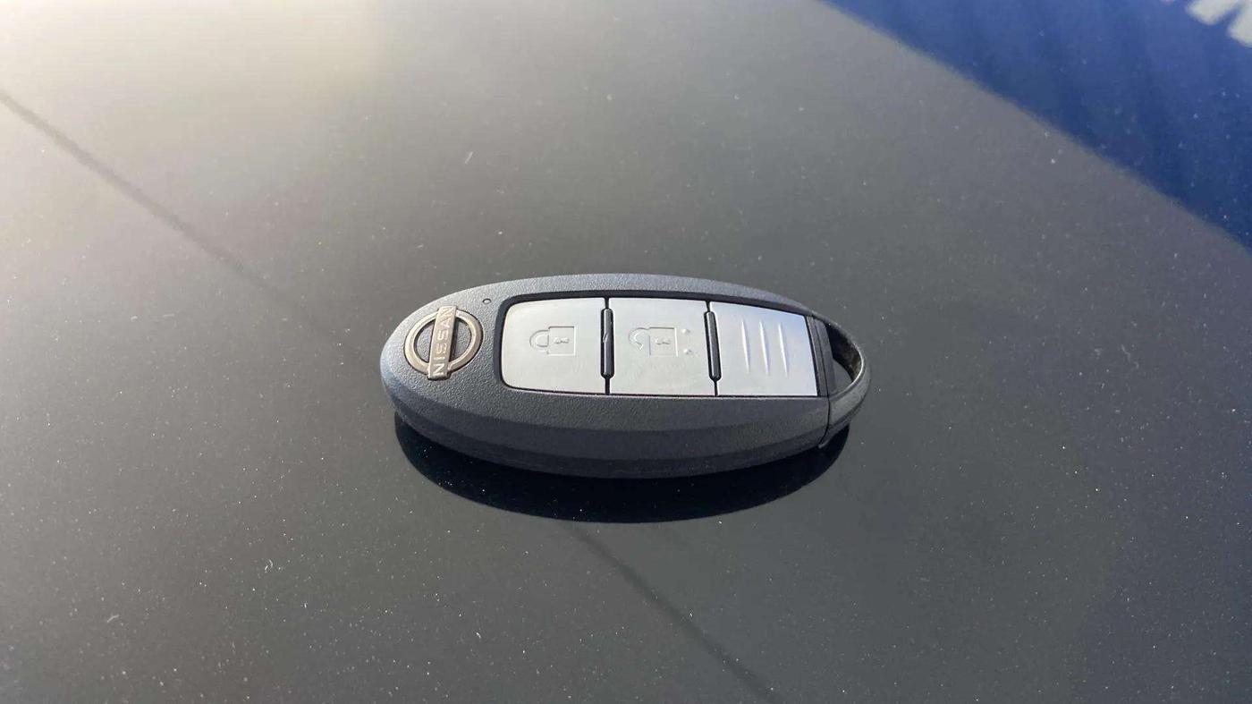 2023 Nissan MAGNITE XV PREMIUM, Petrol, Manual, 16,656 km, Key Close Up
