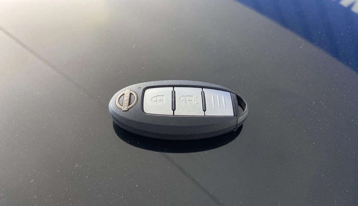 2023 Nissan MAGNITE XV PREMIUM, Petrol, Manual, 16,622 km, Key Close Up