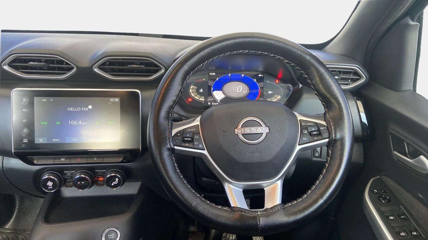 2023 Nissan MAGNITE XV PREMIUM, Petrol, Manual, 16,656 km, Steering Wheel Close Up