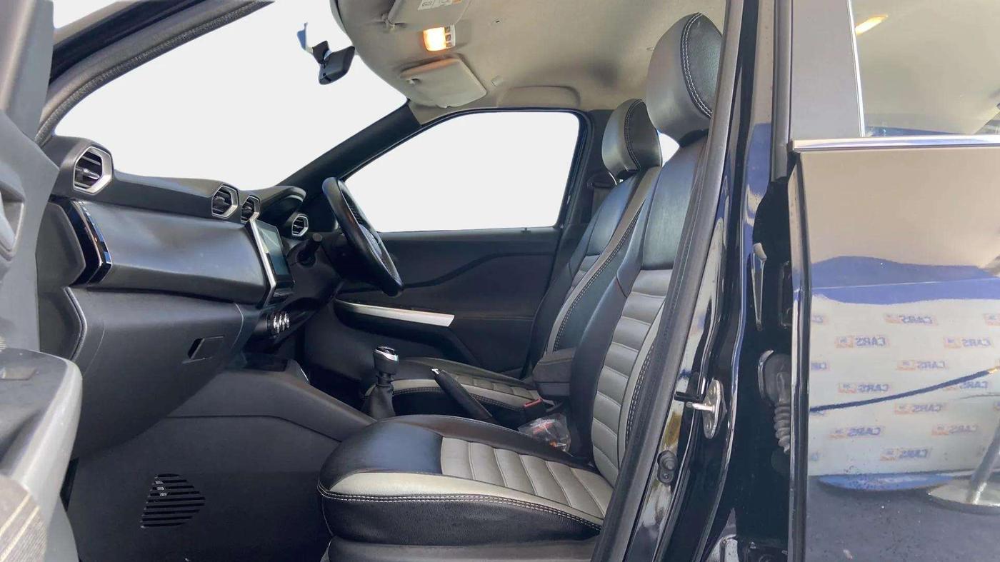 2023 Nissan MAGNITE XV PREMIUM, Petrol, Manual, 16,656 km, Right Side Front Door Cabin