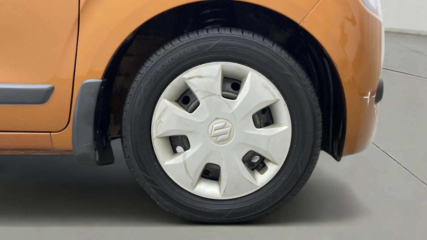 2019 Maruti New Wagon-R VXI 1.2 AMT, Petrol, Automatic, 67,661 km, Right Front Wheel