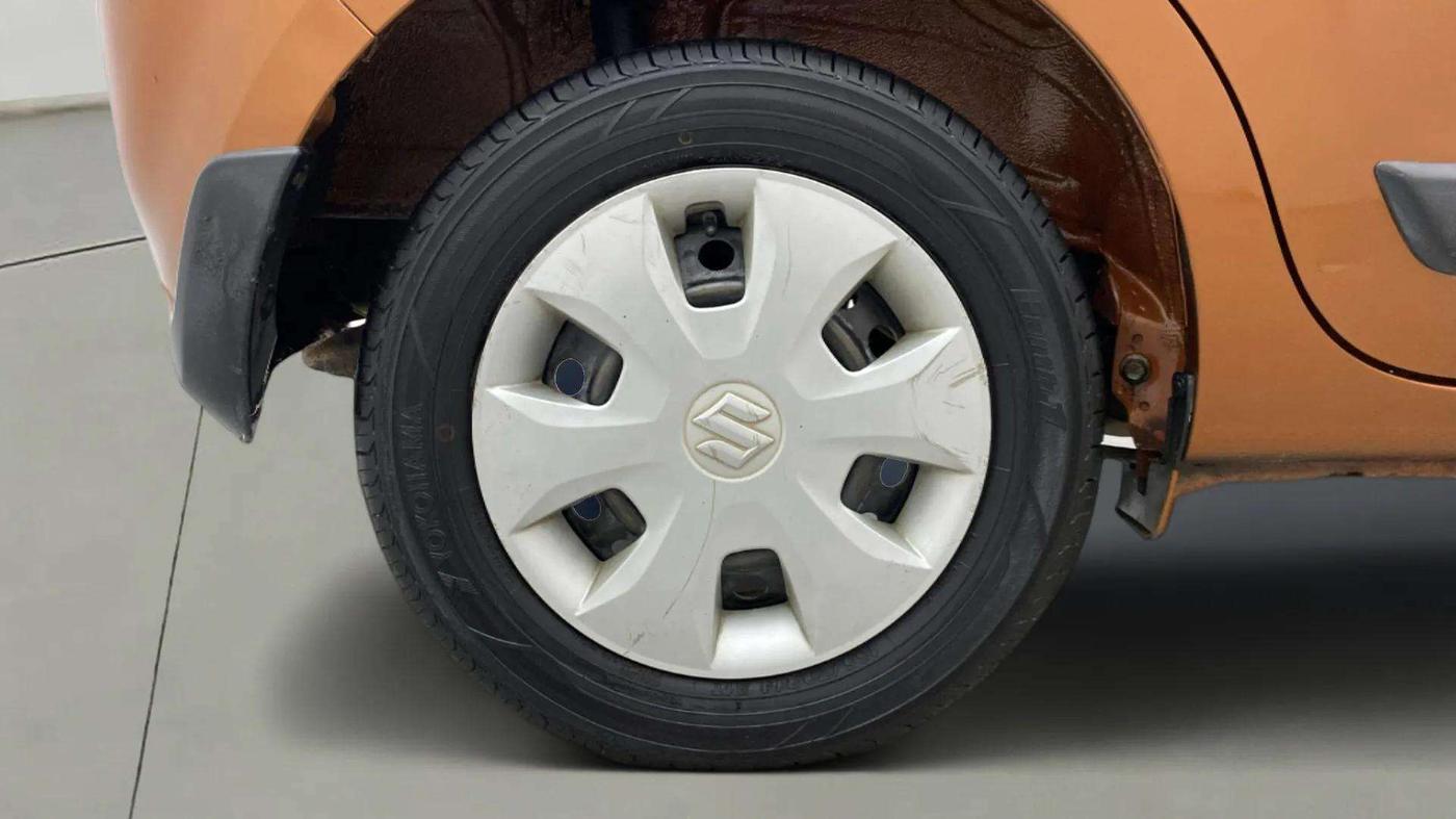 2019 Maruti New Wagon-R VXI 1.2 AMT, Petrol, Automatic, 67,661 km, Right Rear Wheel