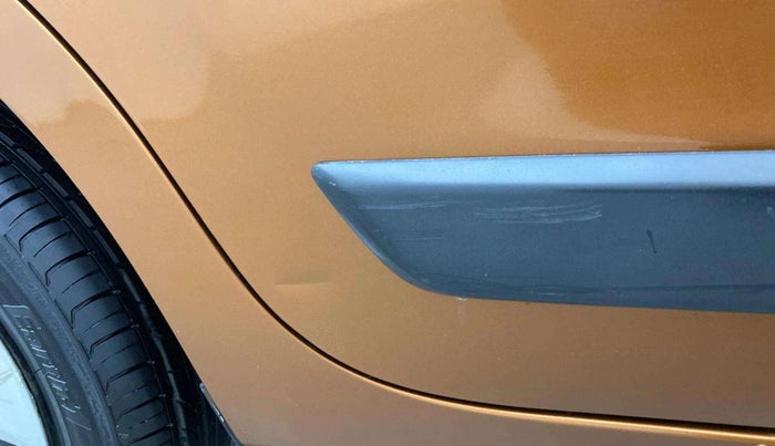 2019 Maruti New Wagon-R VXI 1.2 AMT, Petrol, Automatic, 67,628 km, Right rear door - Minor scratches