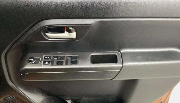 2019 Maruti New Wagon-R VXI 1.2 AMT, Petrol, Automatic, 67,628 km, Driver Side Door Panels Control