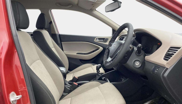 2014 Hyundai Elite i20 SPORTZ 1.2, Petrol, Manual, 46,646 km, Right Side Front Door Cabin