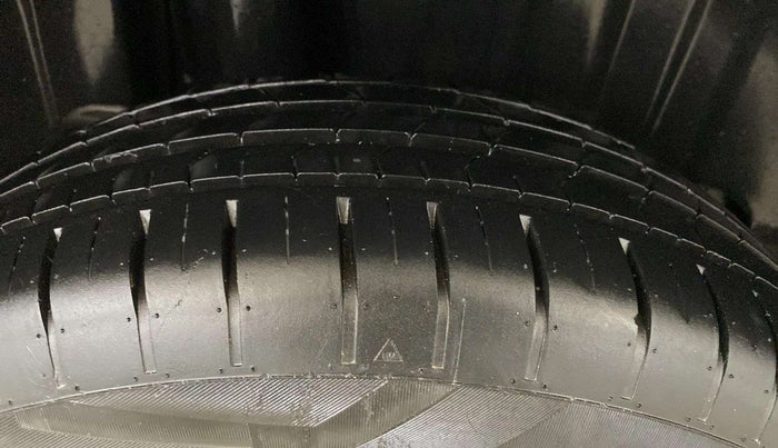 2022 Toyota Glanza E, Petrol, Manual, 24,433 km, Right Rear Tyre Tread