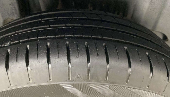 2022 Maruti Baleno SIGMA PETROL 1.2, Petrol, Manual, 28,539 km, Right Rear Tyre Tread