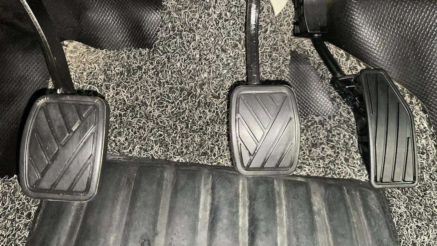 2022 Maruti Baleno SIGMA PETROL 1.2, Petrol, Manual, 28,539 km, Pedals