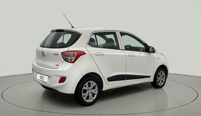 2015 Hyundai Grand i10 MAGNA 1.2 KAPPA VTVT, Petrol, Manual, 42,130 km, Right Back Diagonal
