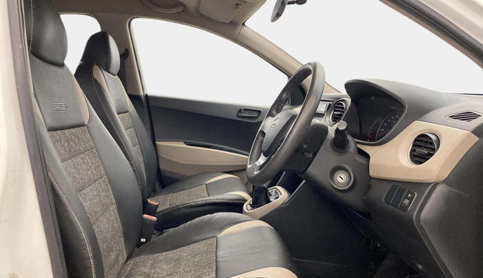 2015 Hyundai Grand i10 MAGNA 1.2 KAPPA VTVT, Petrol, Manual, 42,130 km, Right Side Front Door Cabin