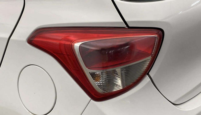 2015 Hyundai Grand i10 MAGNA 1.2 KAPPA VTVT, Petrol, Manual, 42,130 km, Left tail light - Minor scratches