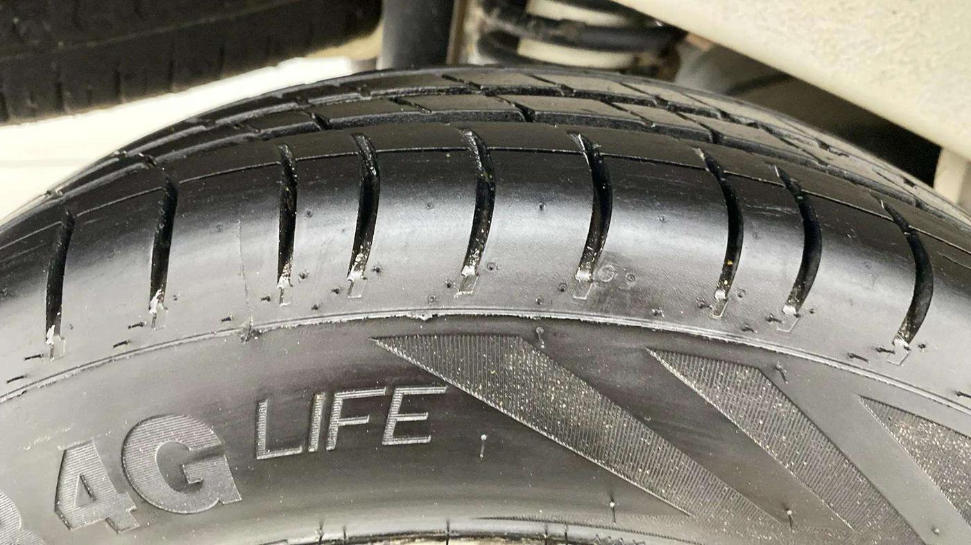 2021 Maruti Eeco 5 STR WITH A/C+HTR, Petrol, Manual, 49,163 km, Right Rear Tyre Tread