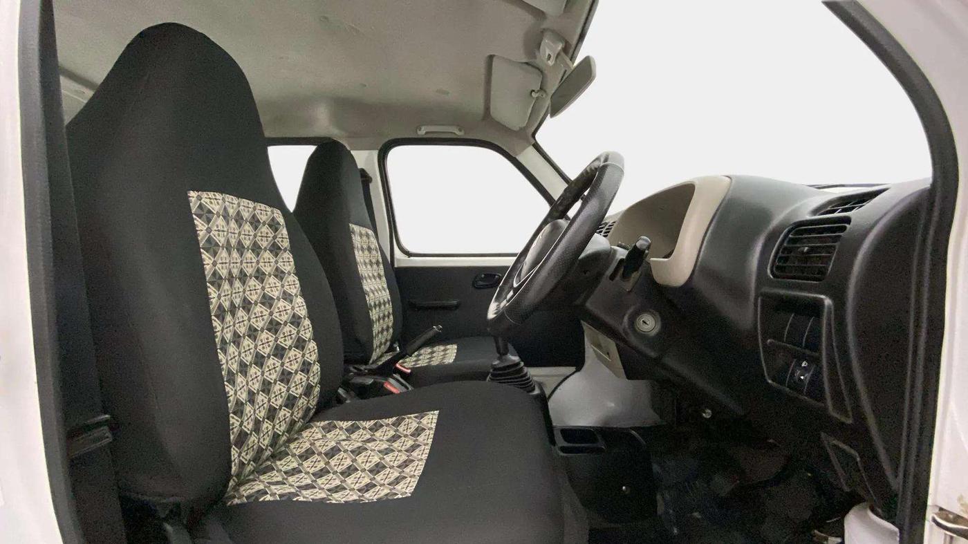 2021 Maruti Eeco 5 STR WITH A/C+HTR, Petrol, Manual, 49,163 km, Right Side Front Door Cabin