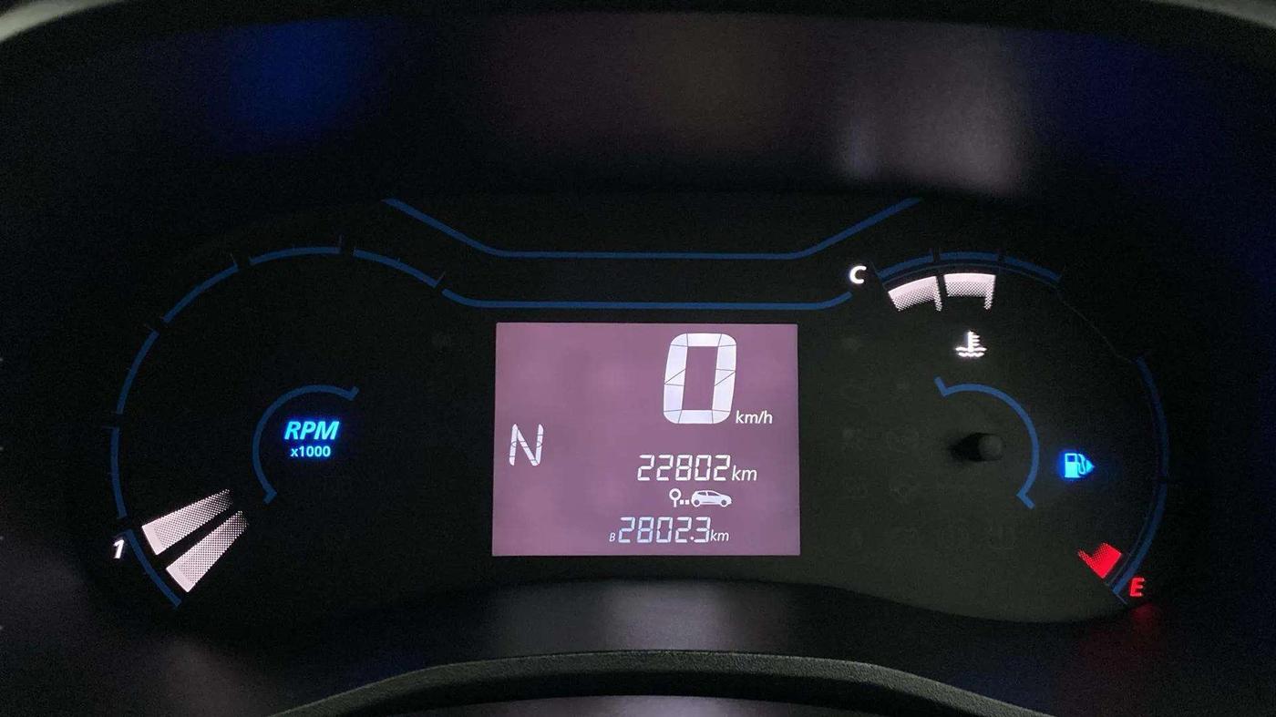2021 Renault Kwid RXT 1.0 AMT (O), Petrol, Automatic, 22,891 km, Odometer Image