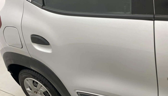 2021 Renault Kwid RXT 1.0 AMT (O), Petrol, Automatic, 22,777 km, Right rear door - Paint minor damage