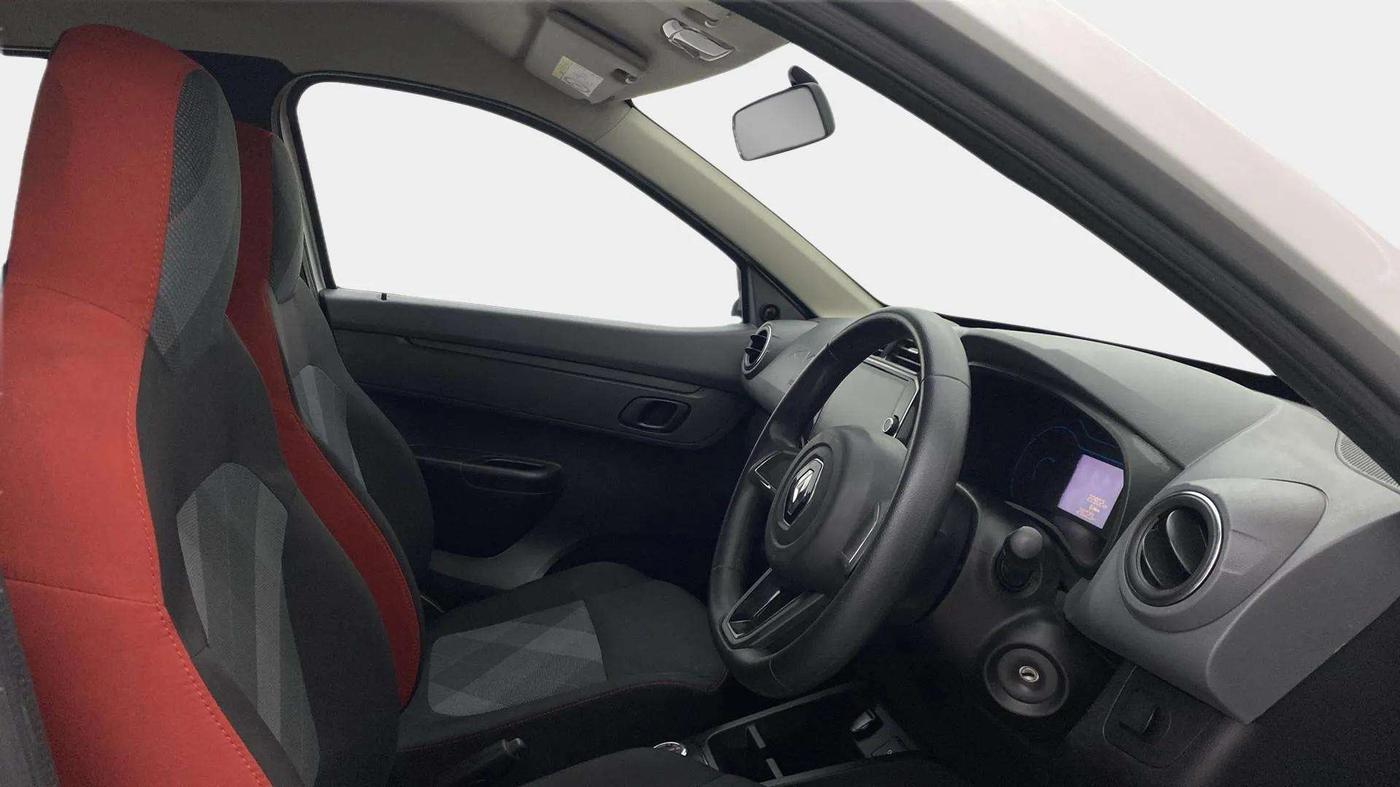 2021 Renault Kwid RXT 1.0 AMT (O), Petrol, Automatic, 22,891 km, Right Side Front Door Cabin