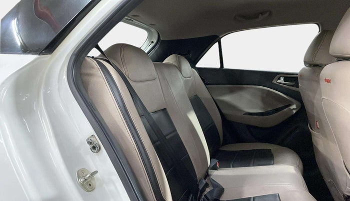 2019 Hyundai Elite i20 SPORTZ PLUS 1.2, Petrol, Manual, 10,451 km, Right Side Rear Door Cabin