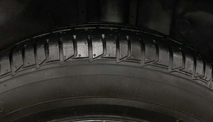 2019 Hyundai Elite i20 SPORTZ PLUS 1.2, Petrol, Manual, 10,451 km, Left Rear Tyre Tread