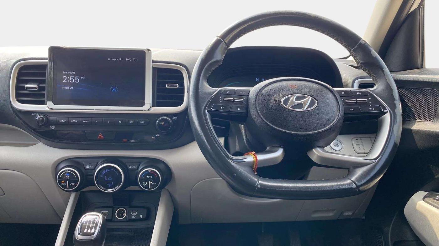 2023 Hyundai VENUE SX 1.0 (O) TURBO IMT, Petrol, Manual, 36,205 km, Steering Wheel Close Up