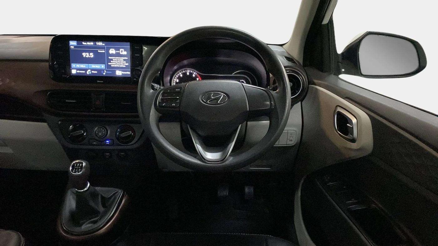 2020 Hyundai AURA SX 1.2, Petrol, Manual, 29,884 km, Steering Wheel Close Up
