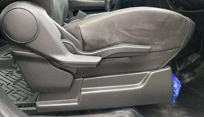 2023 Maruti XL6 ALPHA PLUS MT, Petrol, Manual, 63,972 km, Driver Side Adjustment Panel