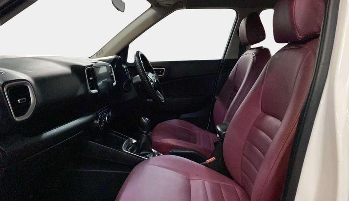 2022 Hyundai VENUE S 1.2, Petrol, Manual, 36,120 km, Right Side Front Door Cabin