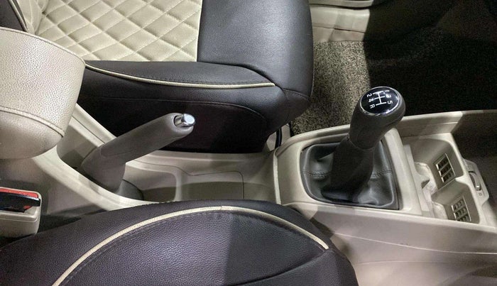 2020 Maruti Ertiga ZXI+ SHVS, Petrol, Manual, 40,871 km, Gear Lever