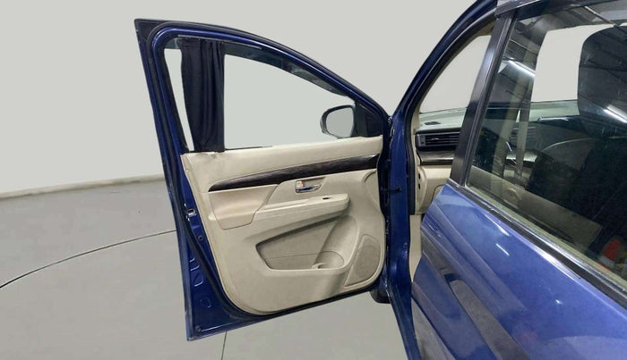 2020 Maruti Ertiga ZXI+ SHVS, Petrol, Manual, 40,871 km, LHS Front Door